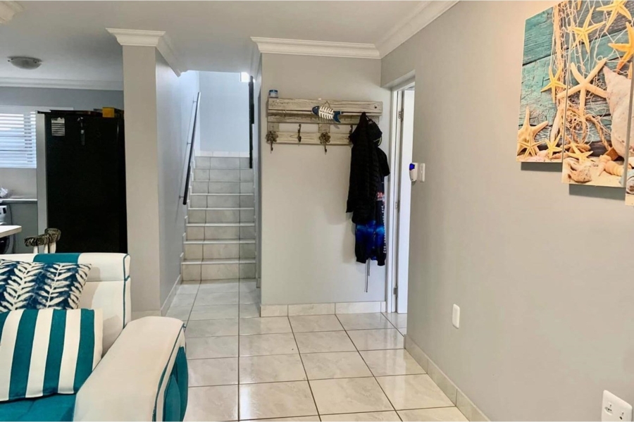 To Let 2 Bedroom Property for Rent in Dana Bay Western Cape